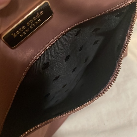 Adjustable crossbody - Picture 5 of 11